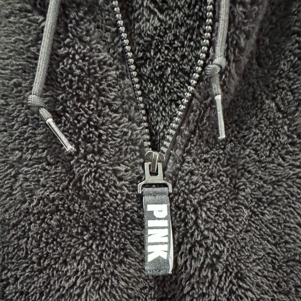 PINK Victoria's Secret Black Fleece Jacket - Picture 3 of 4
